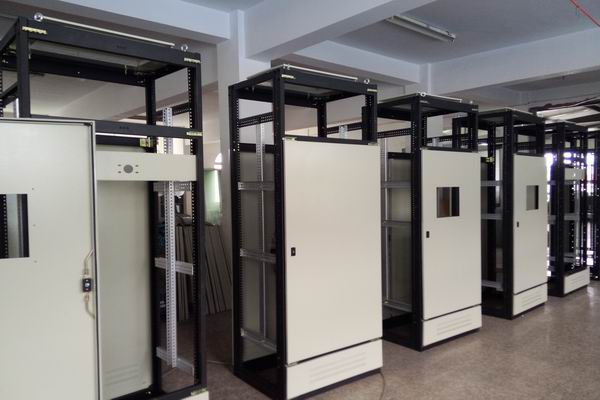 延安配电柜-3683厂家配电柜检修需要注意的